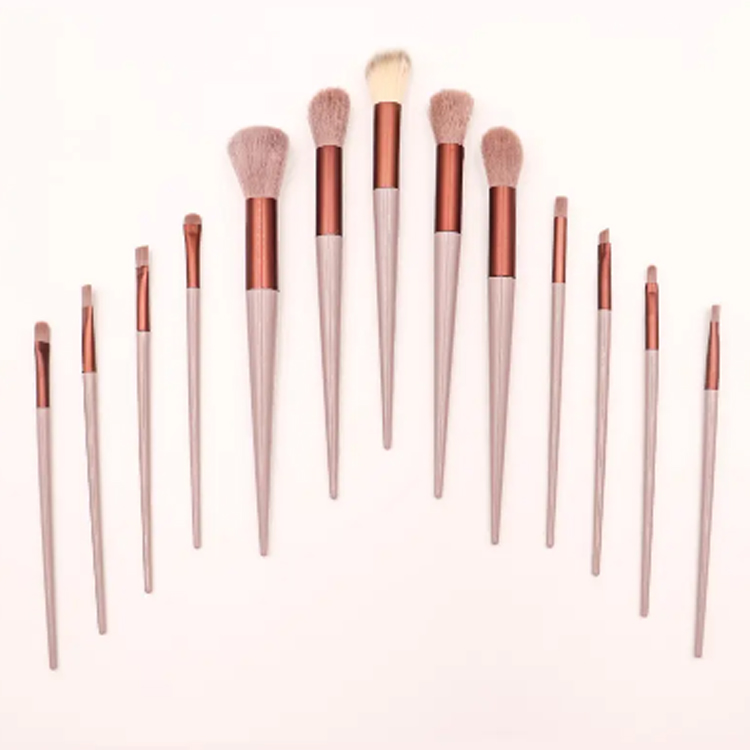 13 st Foundation Blending Face Concealer Makeup Brush